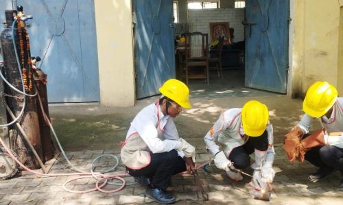 2 Rexi8suqd890norfgwp963yxkk07p7mwrn5vj73rg8